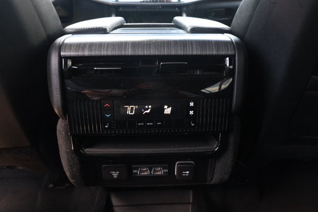 2024 Jeep Wagoneer L Series II 4x2