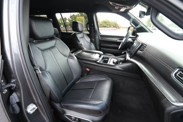 2024 Jeep Wagoneer L Series II 4x2