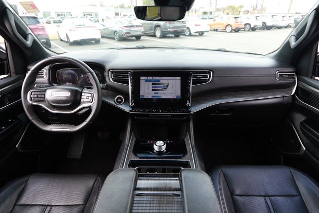 2024 Jeep Wagoneer L Series II 4x2