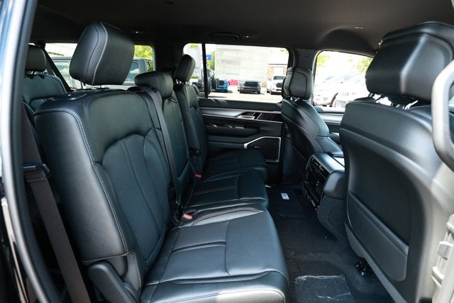 2026 Jeep Grand Wagoneer GRAND WAGONEER L LIMITED ALTITUDE 4X4