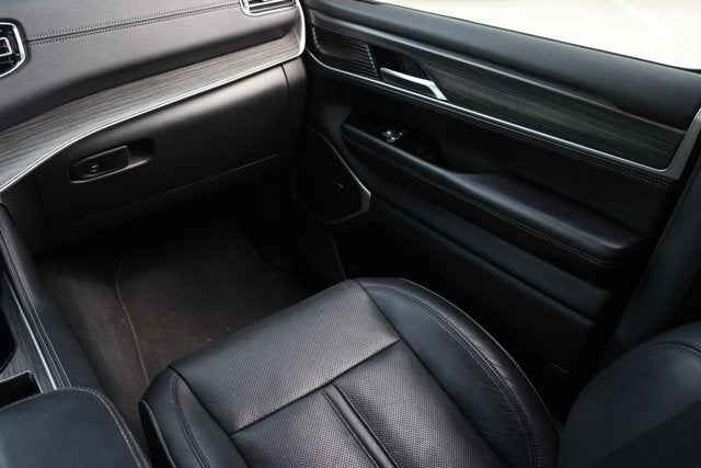 2023 Jeep Wagoneer L Series II 4x4
