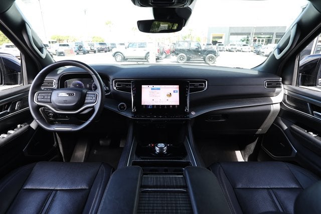 2024 Jeep Wagoneer Series II 4x2