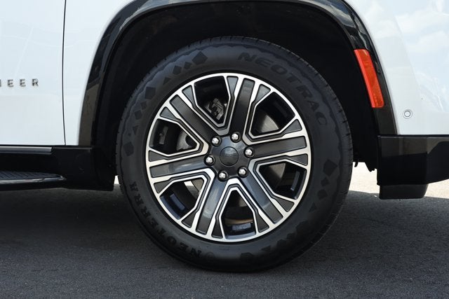 2024 Jeep Wagoneer Series II 4x2