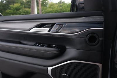 2024 Jeep Wagoneer Series II 4x2