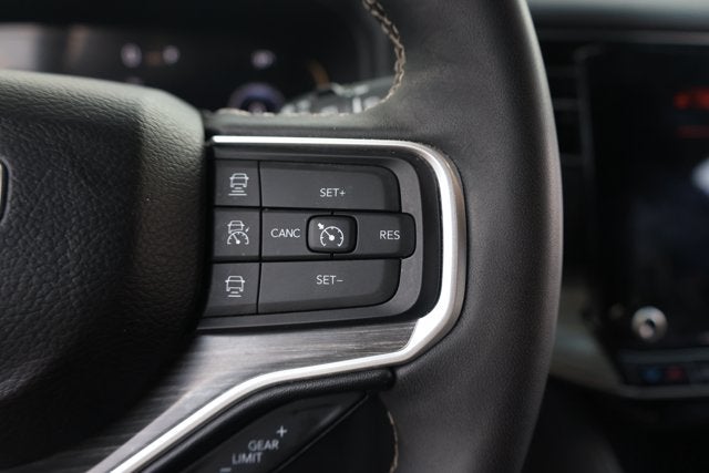 2024 Jeep Wagoneer Series II 4x2
