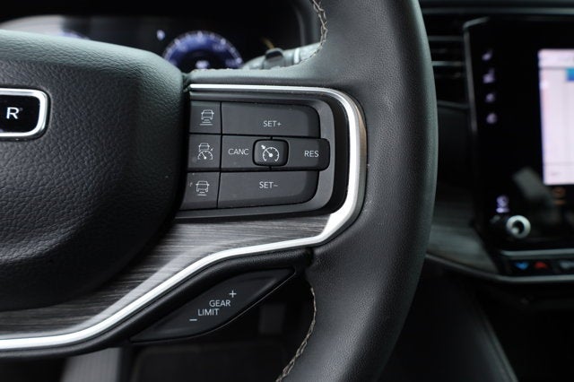 2024 Jeep Wagoneer Series II 4x2