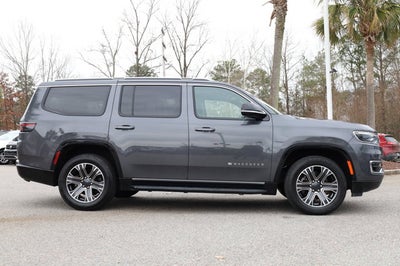 2024 Jeep Wagoneer Series II 4x2