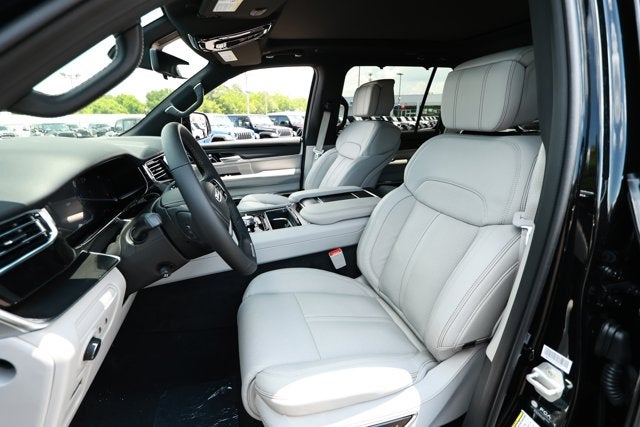 2026 Jeep Grand Wagoneer GRAND WAGONEER SUMMIT OBSIDIAN 4X4