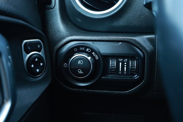 2022 Jeep Gladiator Overland 4x4