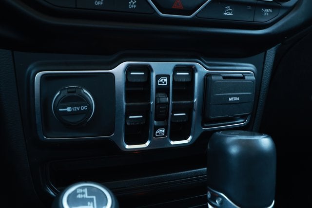 2022 Jeep Gladiator Overland 4x4