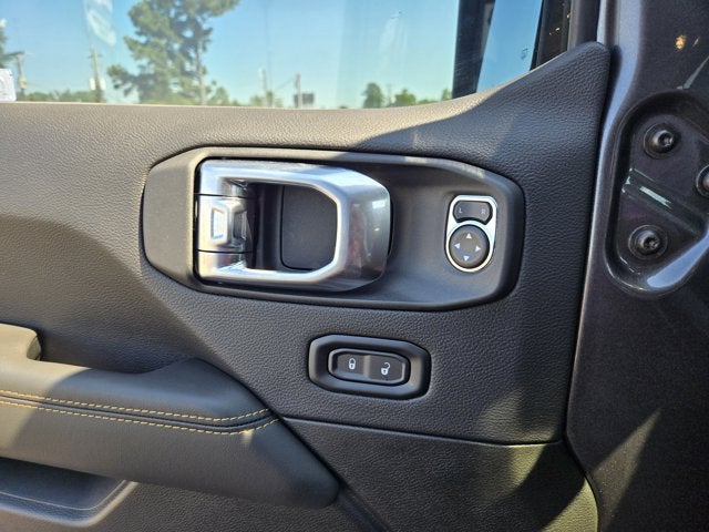 2025 Jeep Gladiator GLADIATOR HIGH TIDE 4X4