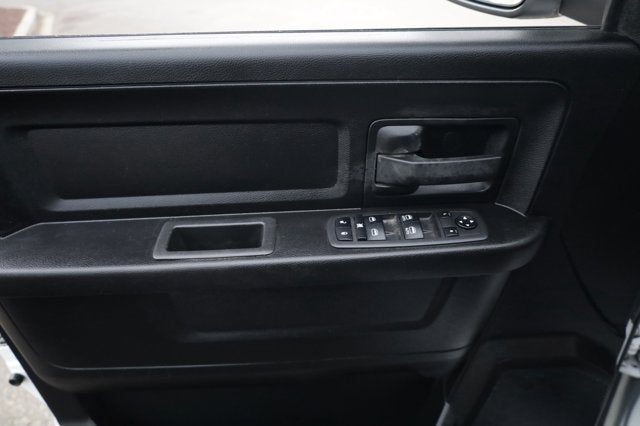 2022 RAM 1500 Classic Tradesman Quad Cab 4x2 6'4' Box