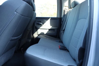 2024 RAM 1500 Classic SLT Quad Cab 4x2 6'4' Box