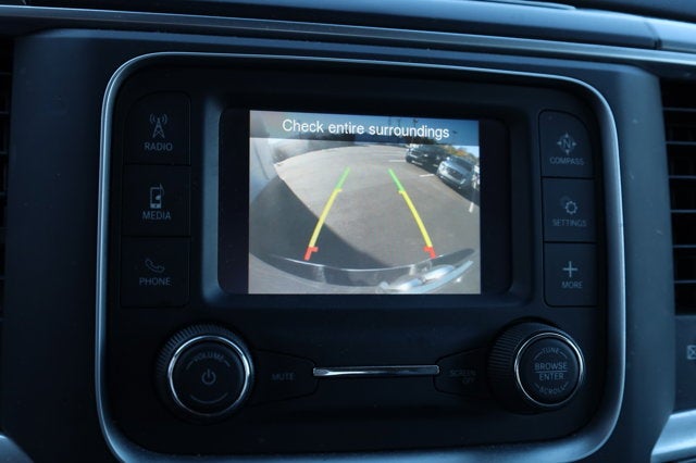 2024 RAM 1500 Classic SLT Quad Cab 4x2 6'4' Box