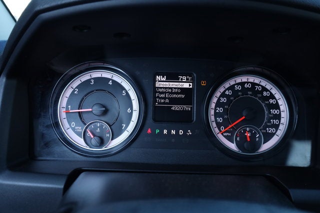 2024 RAM 1500 Classic SLT Quad Cab 4x2 6'4' Box