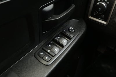 2021 RAM 1500 Classic Tradesman Crew Cab 4x2 5'7' Box