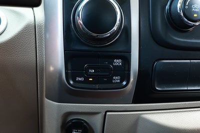 2020 RAM 1500 Classic SLT Crew Cab 4x4 6'4' Box