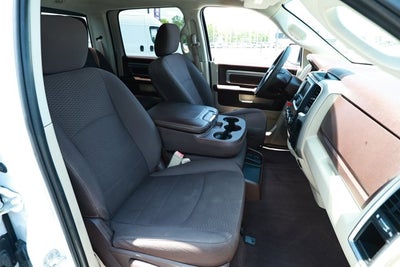 2020 RAM 1500 Classic SLT Crew Cab 4x4 6'4' Box