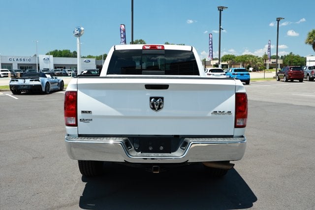 2020 RAM 1500 Classic SLT Crew Cab 4x4 6'4' Box