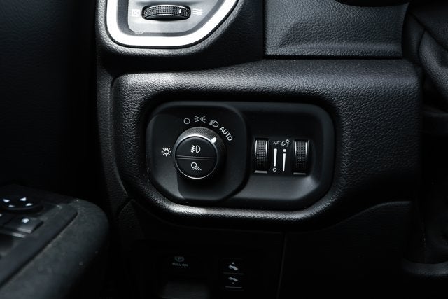 2019 RAM 1500 Big Horn/Lone Star Crew Cab 4x2 5'7' Box