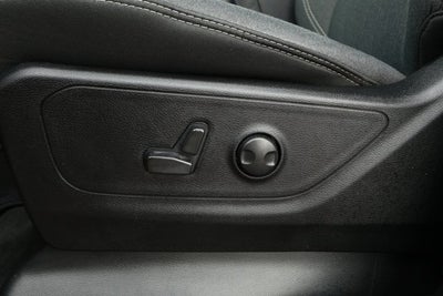 2022 RAM 1500 Big Horn Crew Cab 4x2 5'7' Box