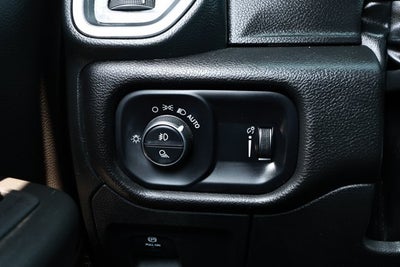2024 RAM 1500 Big Horn Crew Cab 4x2 5'7' Box