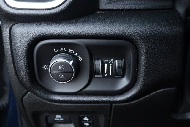 2019 RAM 1500 Big Horn/Lone Star Crew Cab 4x2 5'7' Box