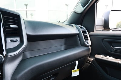 2026 RAM Ram 1500 RAM 1500 TRADESMAN CREW CAB 4X2 5'7' BOX