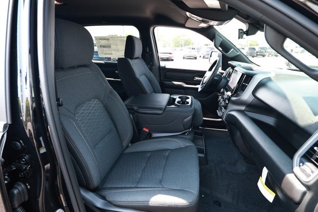 2026 RAM Ram 1500 RAM 1500 TRADESMAN CREW CAB 4X2 5'7' BOX