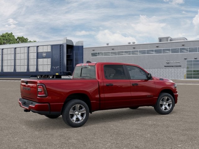 2026 RAM Ram 1500 RAM 1500 EXPRESS CREW CAB 4X2 5'7' BOX