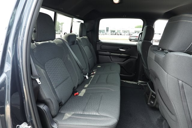 2026 RAM Ram 1500 RAM 1500 TRADESMAN CREW CAB 4X2 5'7' BOX