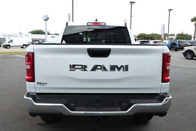 2026 RAM Ram 1500 RAM 1500 TRADESMAN CREW CAB 4X2 5'7' BOX