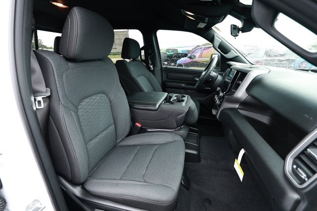 2026 RAM Ram 1500 RAM 1500 EXPRESS CREW CAB 4X2 5'7' BOX