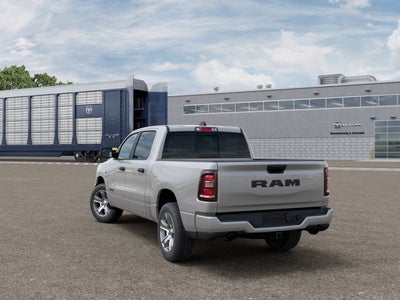 2026 RAM 1500 RAM 1500 EXPRESS CREW CAB 4X2 5'7' BOX