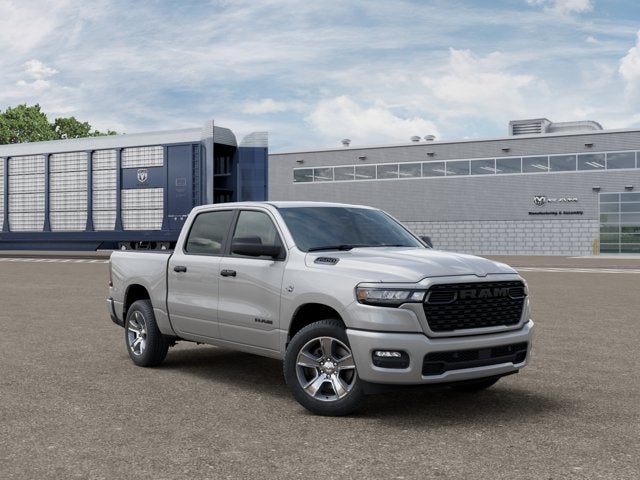 2026 RAM 1500 RAM 1500 EXPRESS CREW CAB 4X2 5'7' BOX