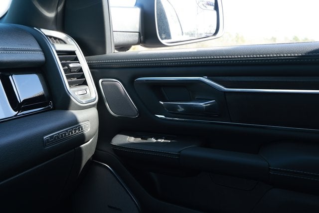 2026 RAM Ram 1500 RAM 1500 LARAMIE CREW CAB 4X2 5'7' BOX