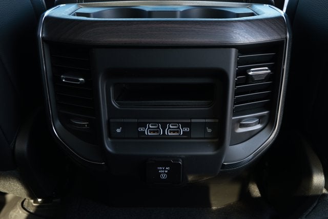 2026 RAM Ram 1500 RAM 1500 LARAMIE CREW CAB 4X2 5'7' BOX