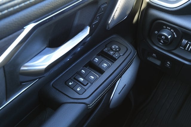 2026 RAM Ram 1500 RAM 1500 LARAMIE CREW CAB 4X2 5'7' BOX