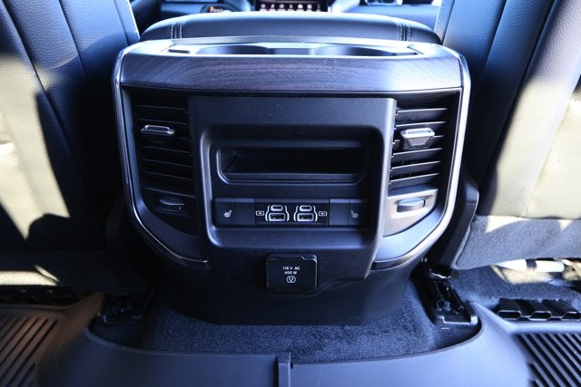 2026 RAM Ram 1500 RAM 1500 LARAMIE CREW CAB 4X2 5'7' BOX