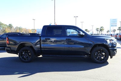 2026 RAM Ram 1500 RAM 1500 LARAMIE CREW CAB 4X2 5'7' BOX