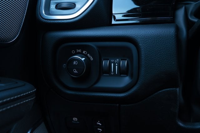 2026 RAM Ram 1500 RAM 1500 LARAMIE CREW CAB 4X2 5'7' BOX