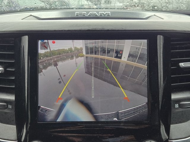 2024 RAM 1500 Laramie Crew Cab 4x2 5'7' Box