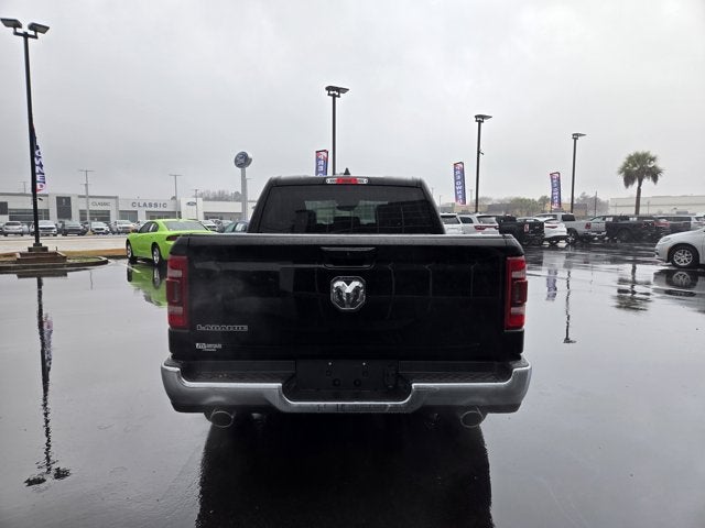 2024 RAM 1500 Laramie Crew Cab 4x2 5'7' Box