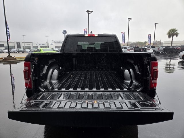2024 RAM 1500 Laramie Crew Cab 4x2 5'7' Box