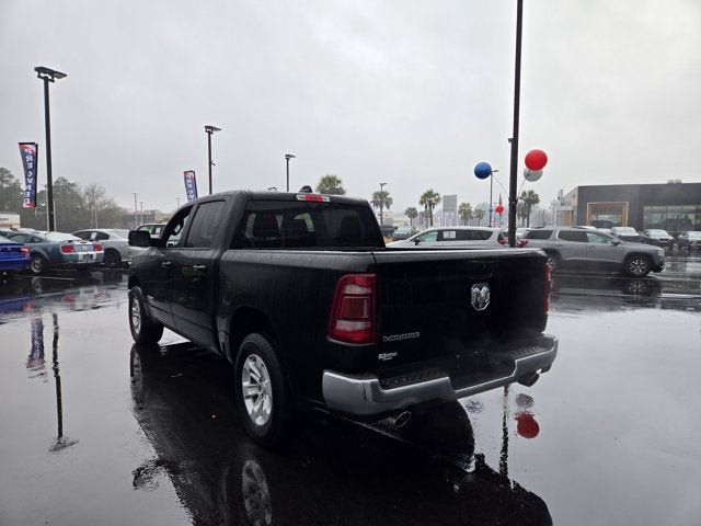 2024 RAM 1500 Laramie Crew Cab 4x2 5'7' Box