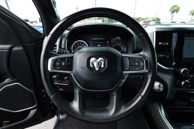 2024 RAM 1500 Laramie Crew Cab 4x2 5'7' Box