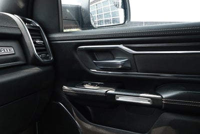2024 RAM 1500 Laramie Crew Cab 4x2 5'7' Box