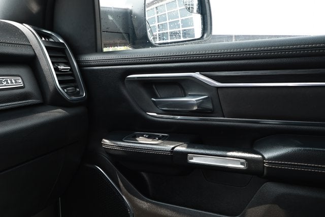 2024 RAM 1500 Laramie Crew Cab 4x2 5'7' Box