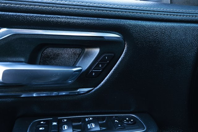 2024 RAM 1500 Laramie Crew Cab 4x2 5'7' Box