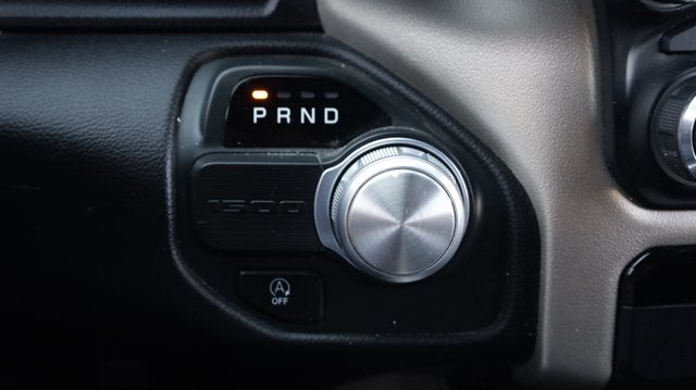 2019 RAM 1500 Laramie Crew Cab 4x2 5'7' Box